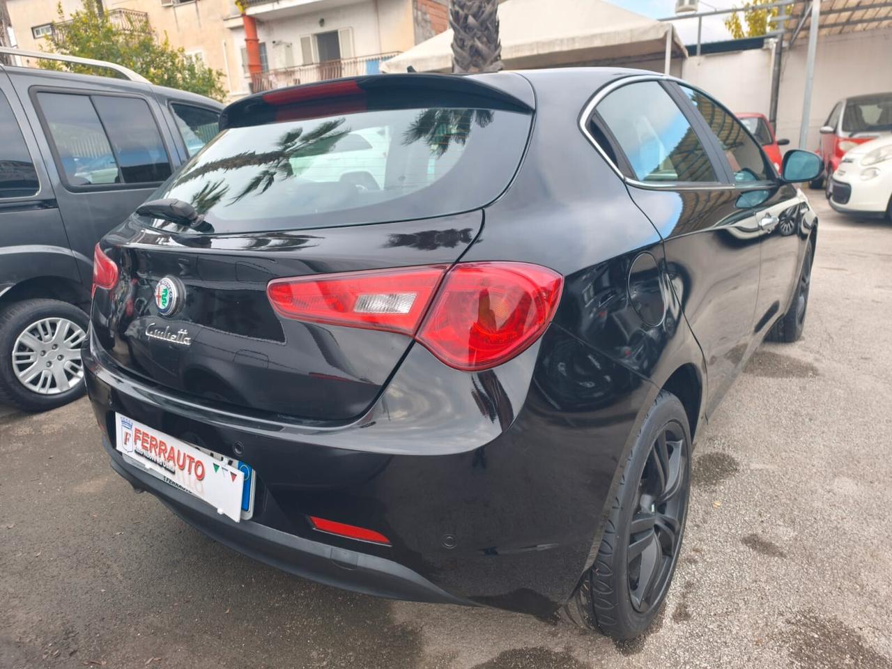 Alfa Romeo Giulietta 1.6 JTDm-2 105 CV Distinctive
