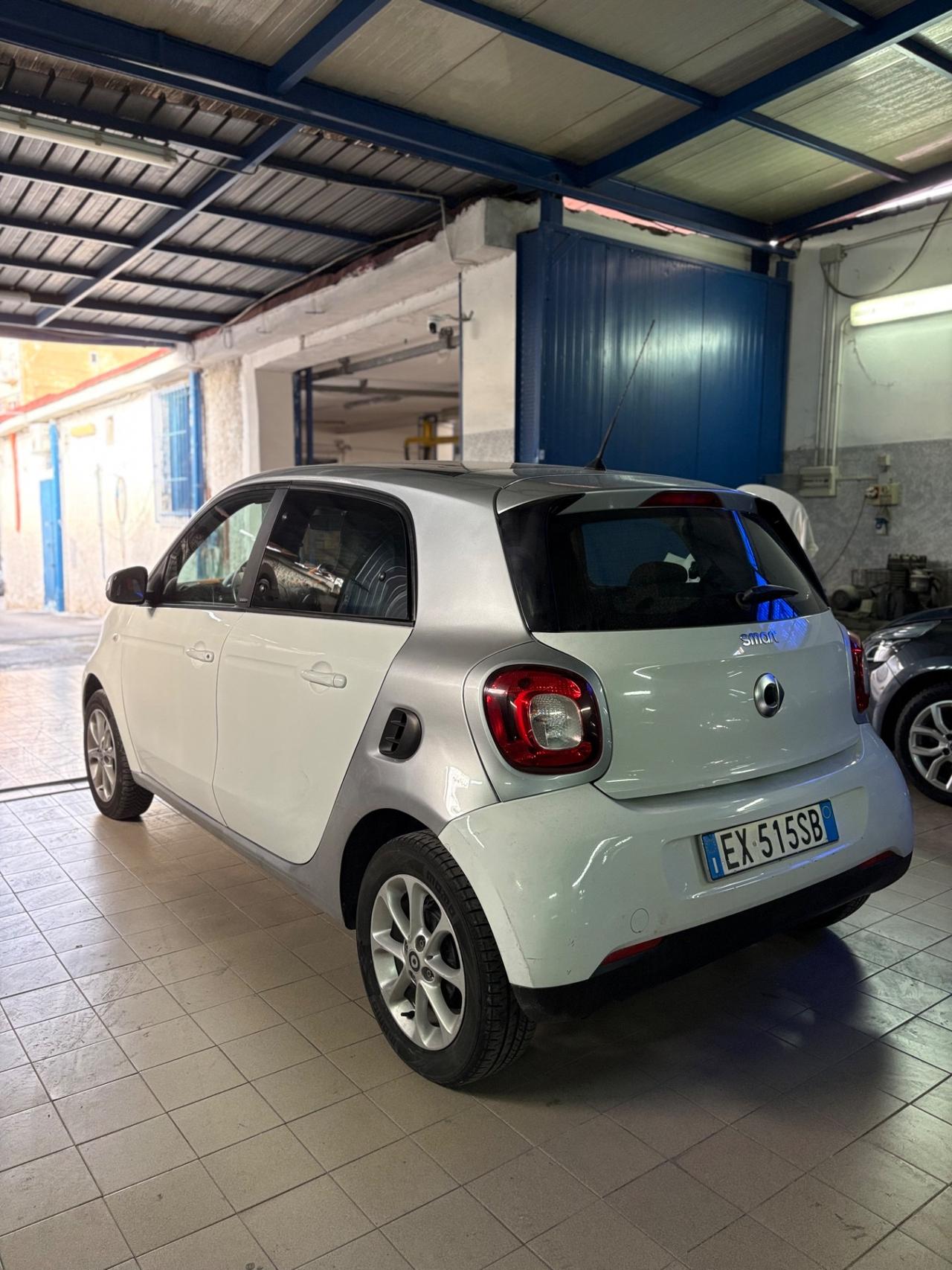 Smart ForFour 70 1.0 Passion