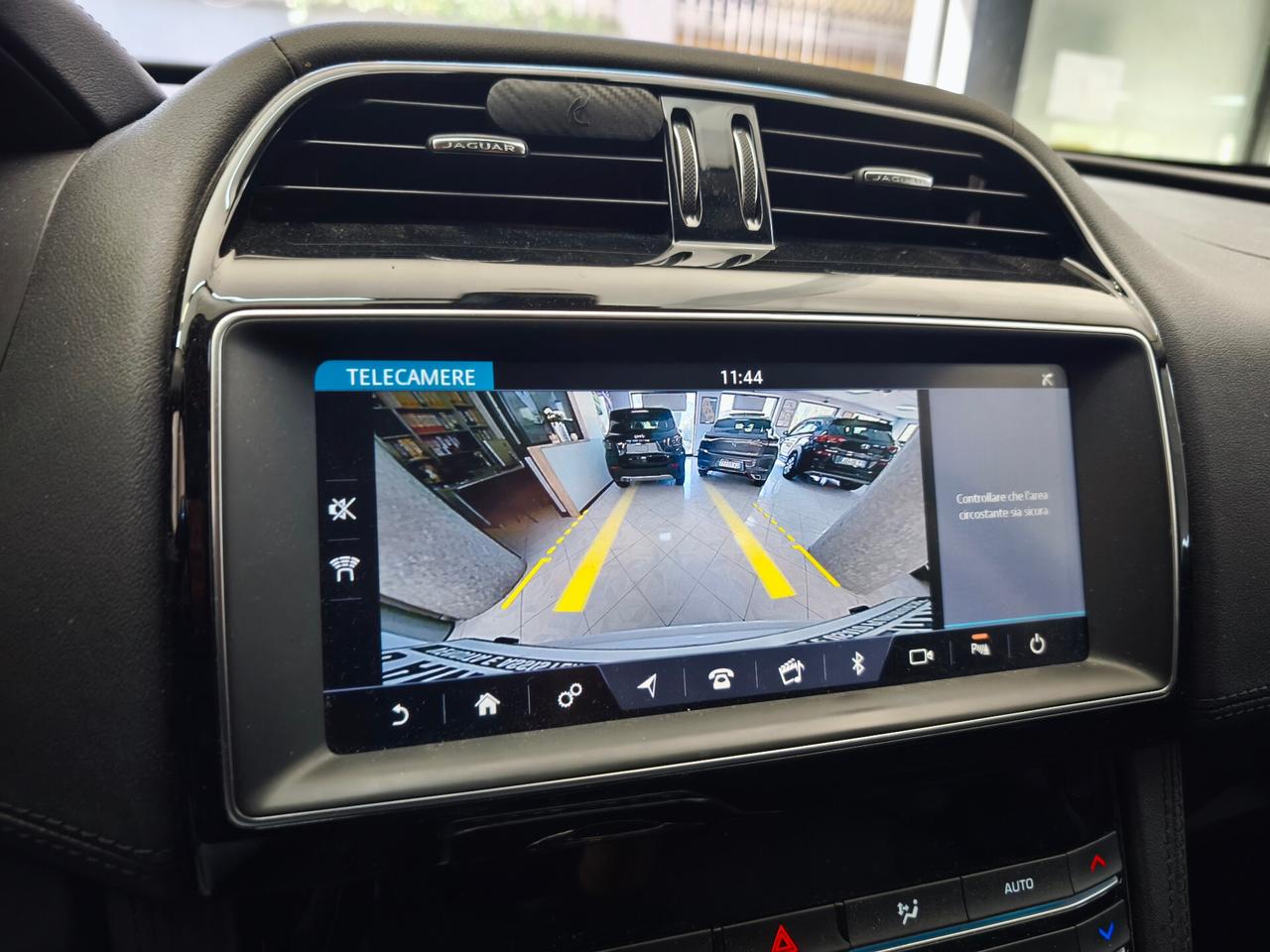 Jaguar F-Pace 2.0 D 180 CV AWD aut. Prestige