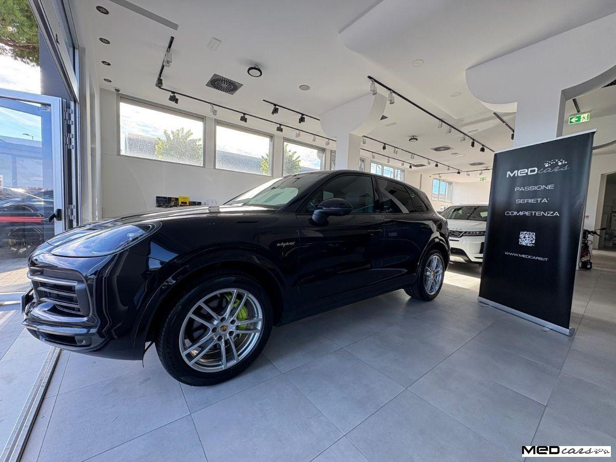 PORSCHE - Cayenne - 3.0 V6 E-Hybrid