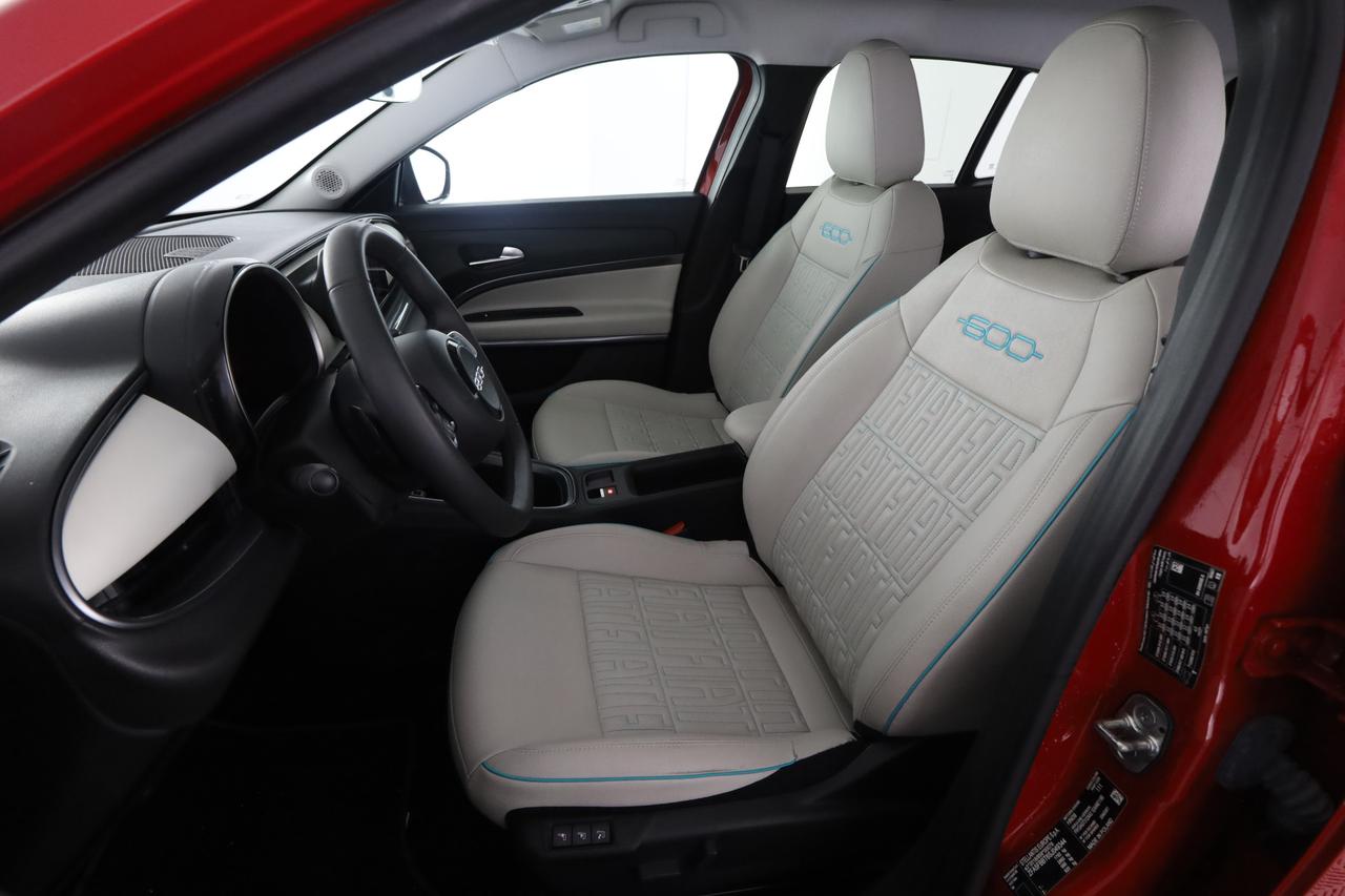 FIAT 600 (2023-->) 600 Hybrid 110 CV DCT MHEV La Prima