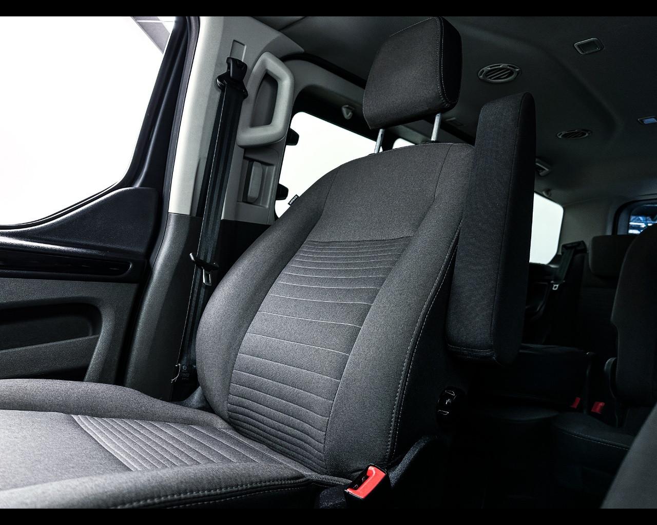 FORD Tourneo Custom 1ª s - Tourneo Custom 320 2.0 EcoBlue 130CV MHEV PC c/sollev. Tit.