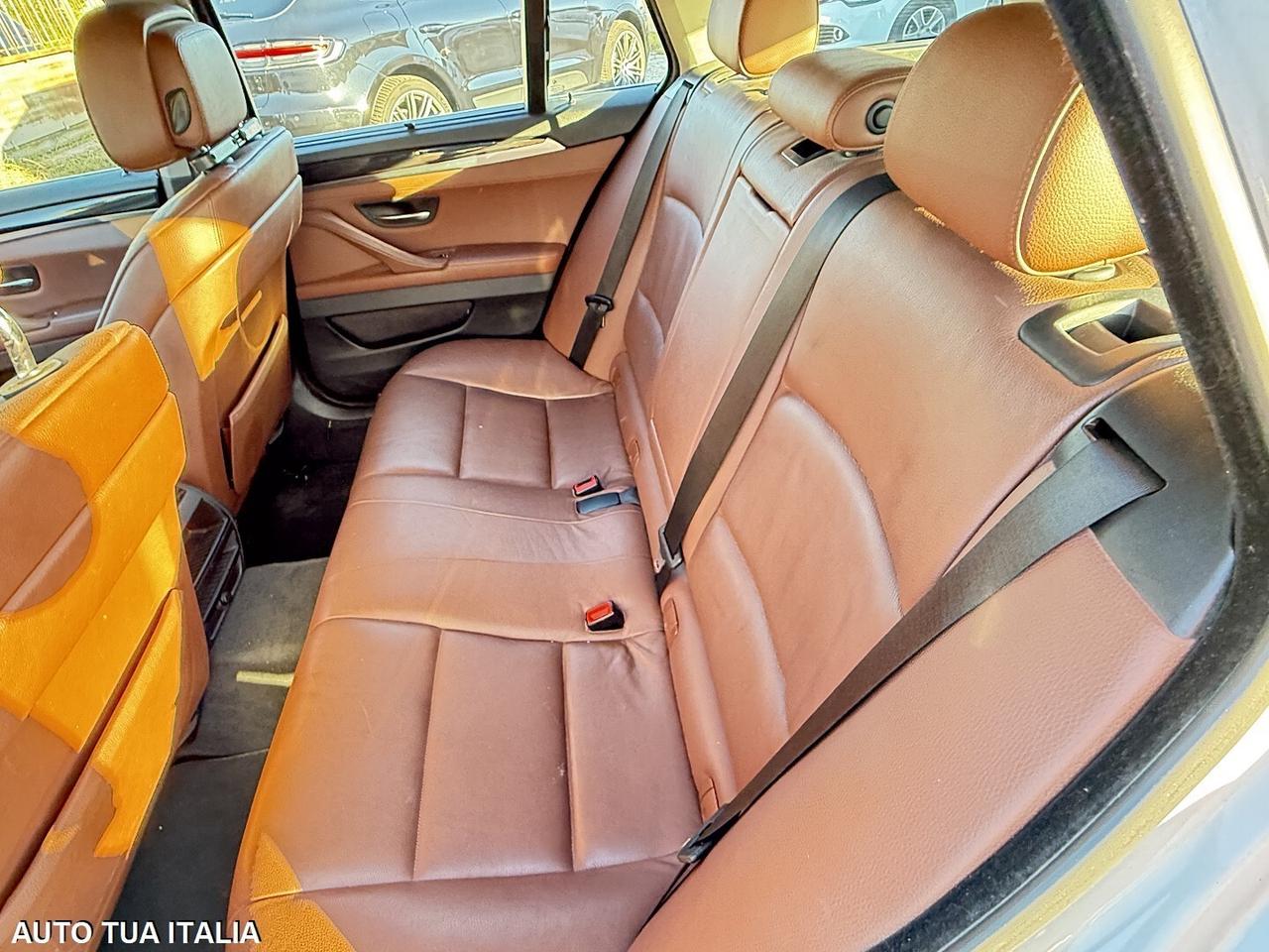 BMW 520 D TOURING navi led xenon pelle
