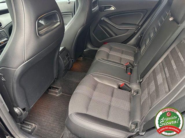 MERCEDES-BENZ CLA 200 S.W. Premium Automatica