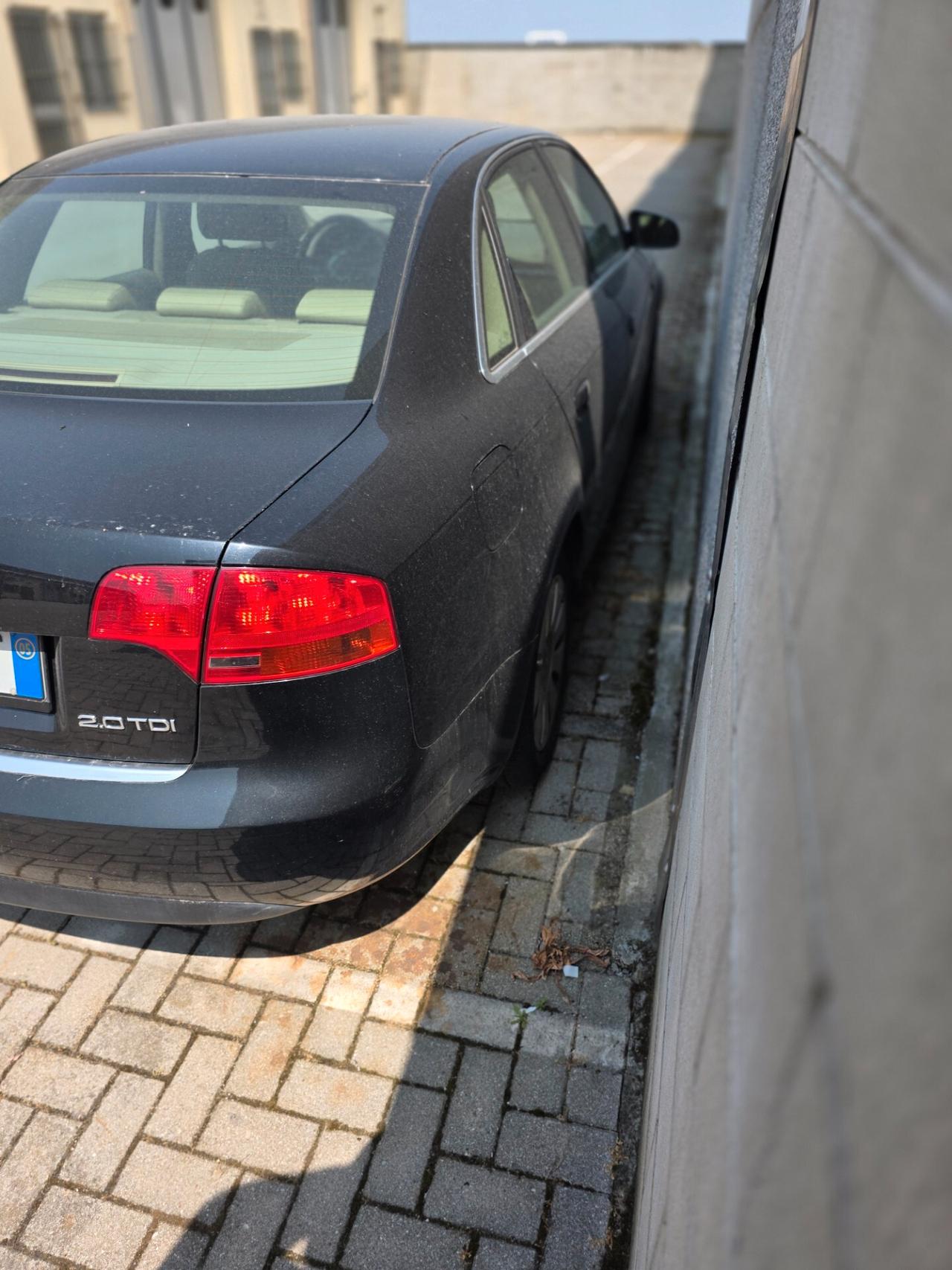 Audi A4 2.0cc; 148.000Km; *PER OP/PROFESS. SETTORE*