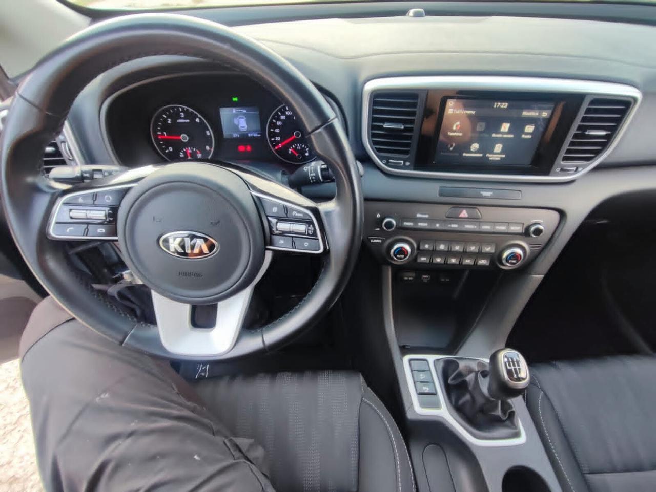 Kia Sportage 1.6 CRDI 115 CV 2WD Hybrid Business Class