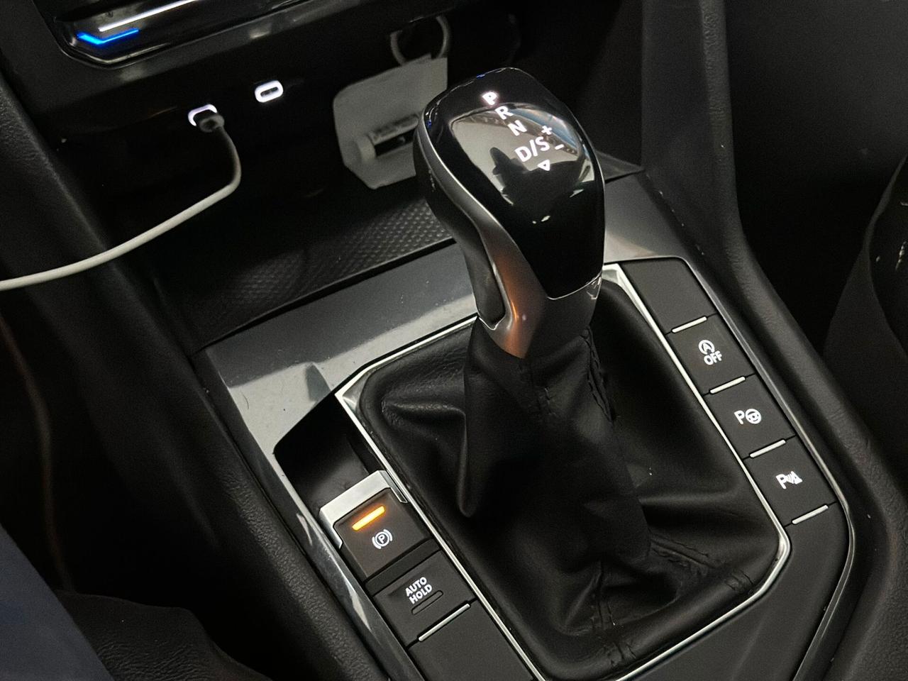 Volkswagen Tiguan 2.0 TDI 150 CV SCR DSG R-Line