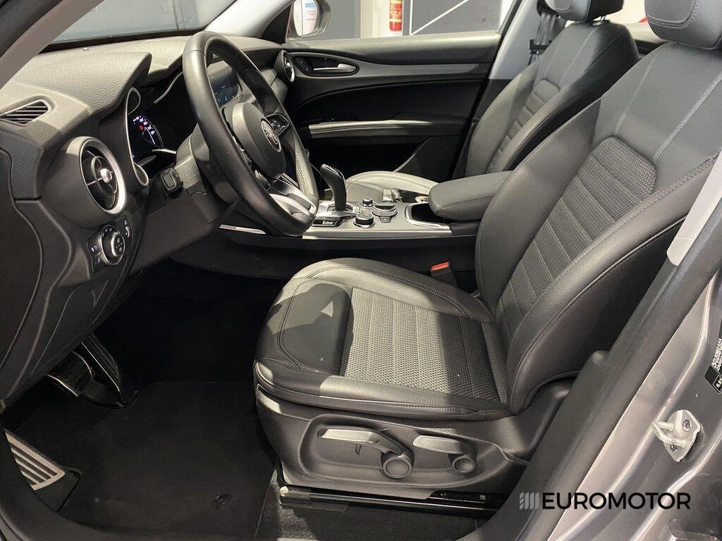 Alfa Romeo Stelvio 2.2 Turbo Sprint RWD AT8