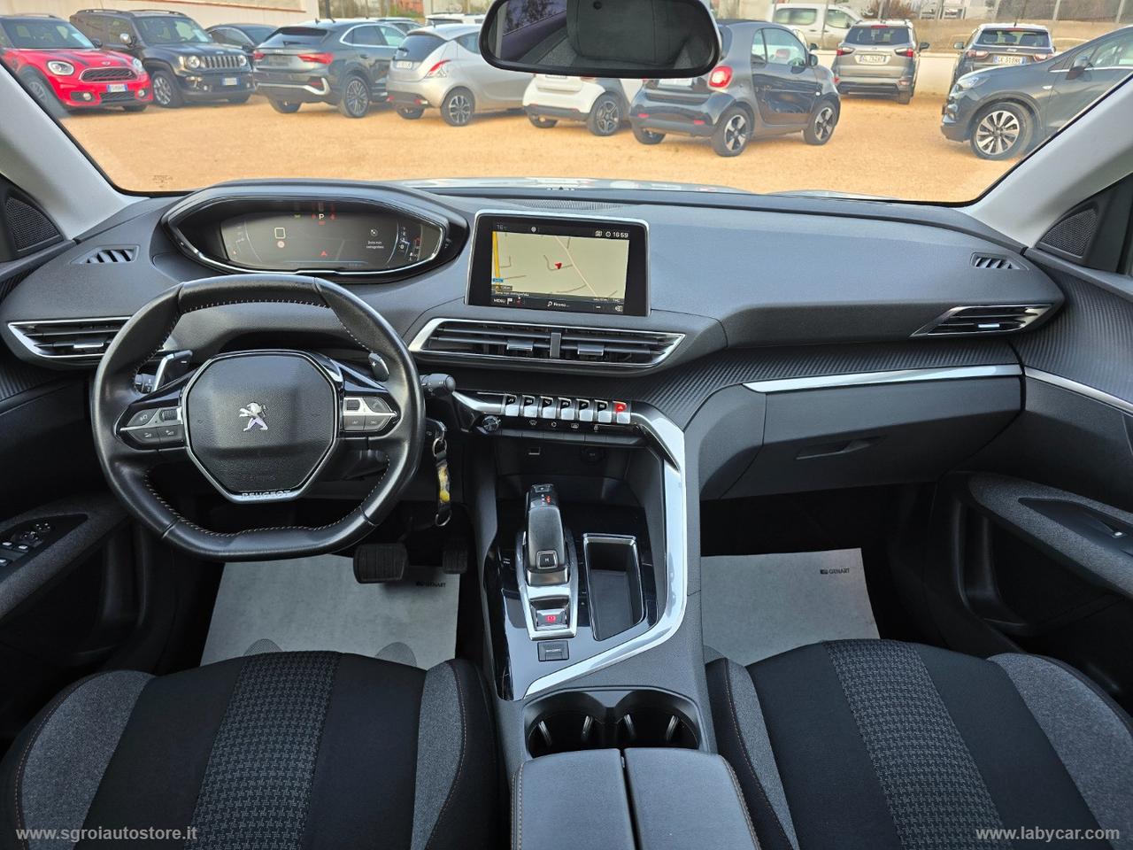 PEUGEOT 3008 BlueHDi 130 S&S EAT8 Business