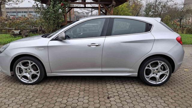 ALFA ROMEO Giulietta 2.0 JTDm-2