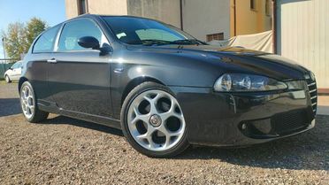 ALFA ROMEO 147 2.0i 16V Twin Spark 150 CV 3p. Distinctive MANUALE