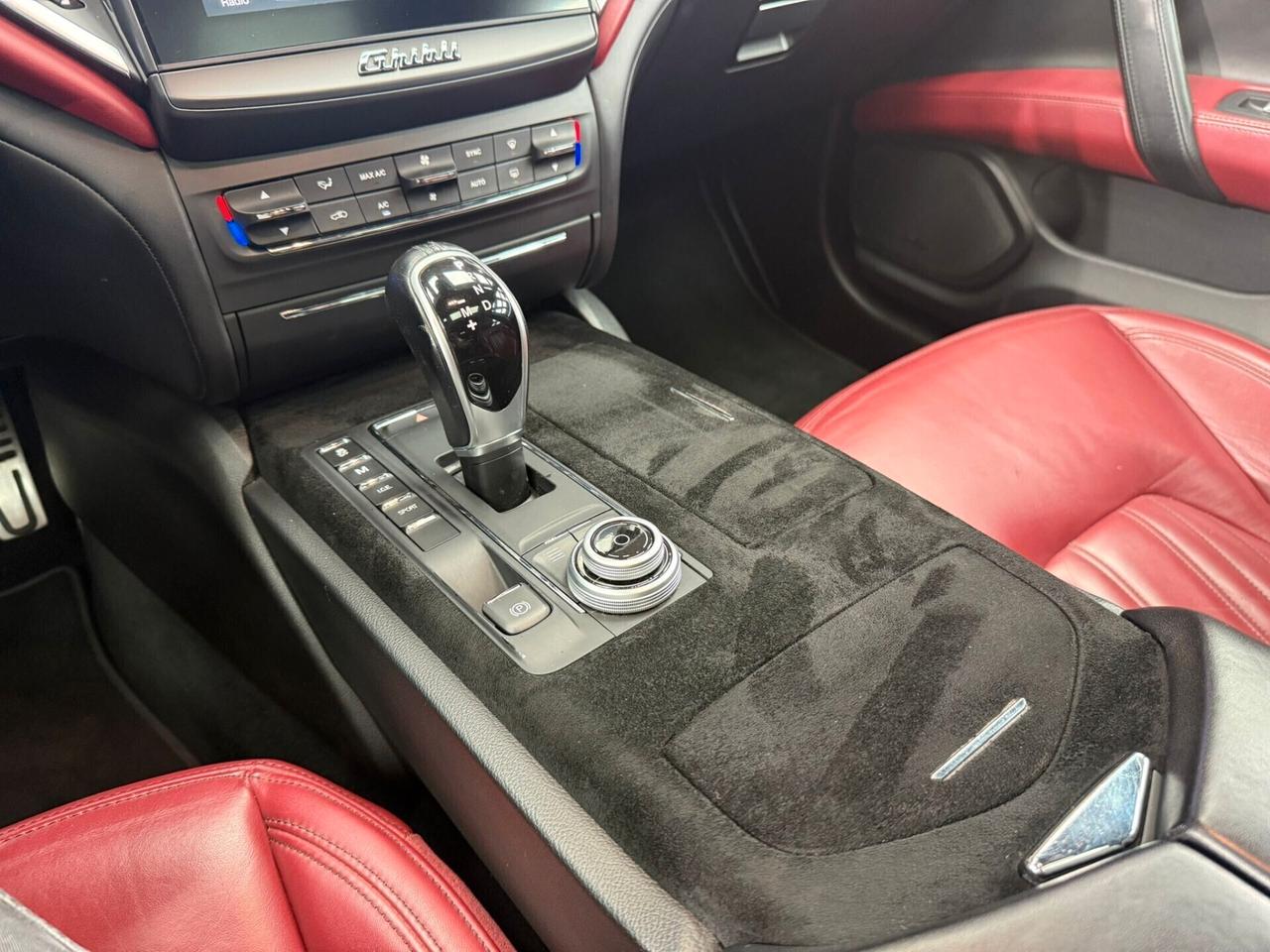 Maserati Ghibli V6 430 CV S Q4 Gransport (591)