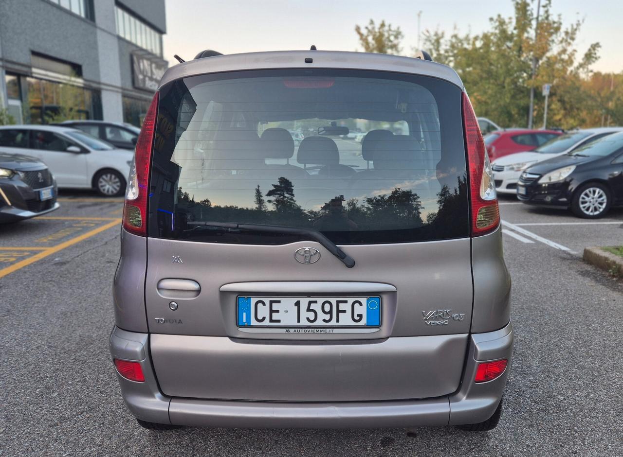 Toyota Yaris Verso 1.3i 16V cat Sol '03