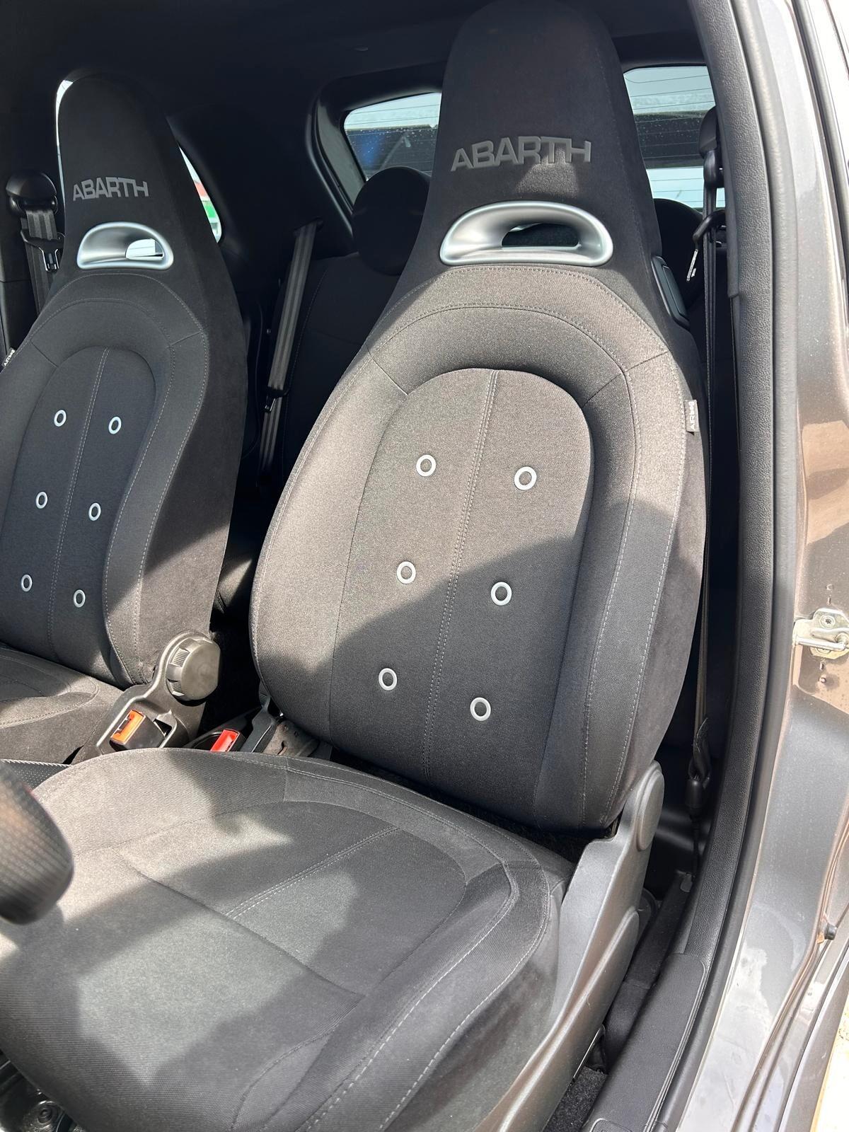 Abarth 595 1.4 Turbo T-Jet 160 CV Pista