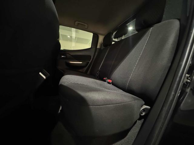 MITSUBISHI L200 2.3 D Club Cab 4x4 Super Select Intense