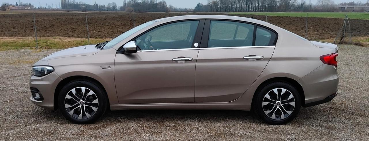 Fiat Tipo 1.0 4 porte