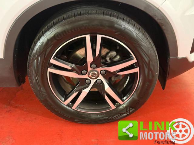 VOLVO XC40 D3 R-design MANUALE IVA FULL PELLE GARANZIA 24