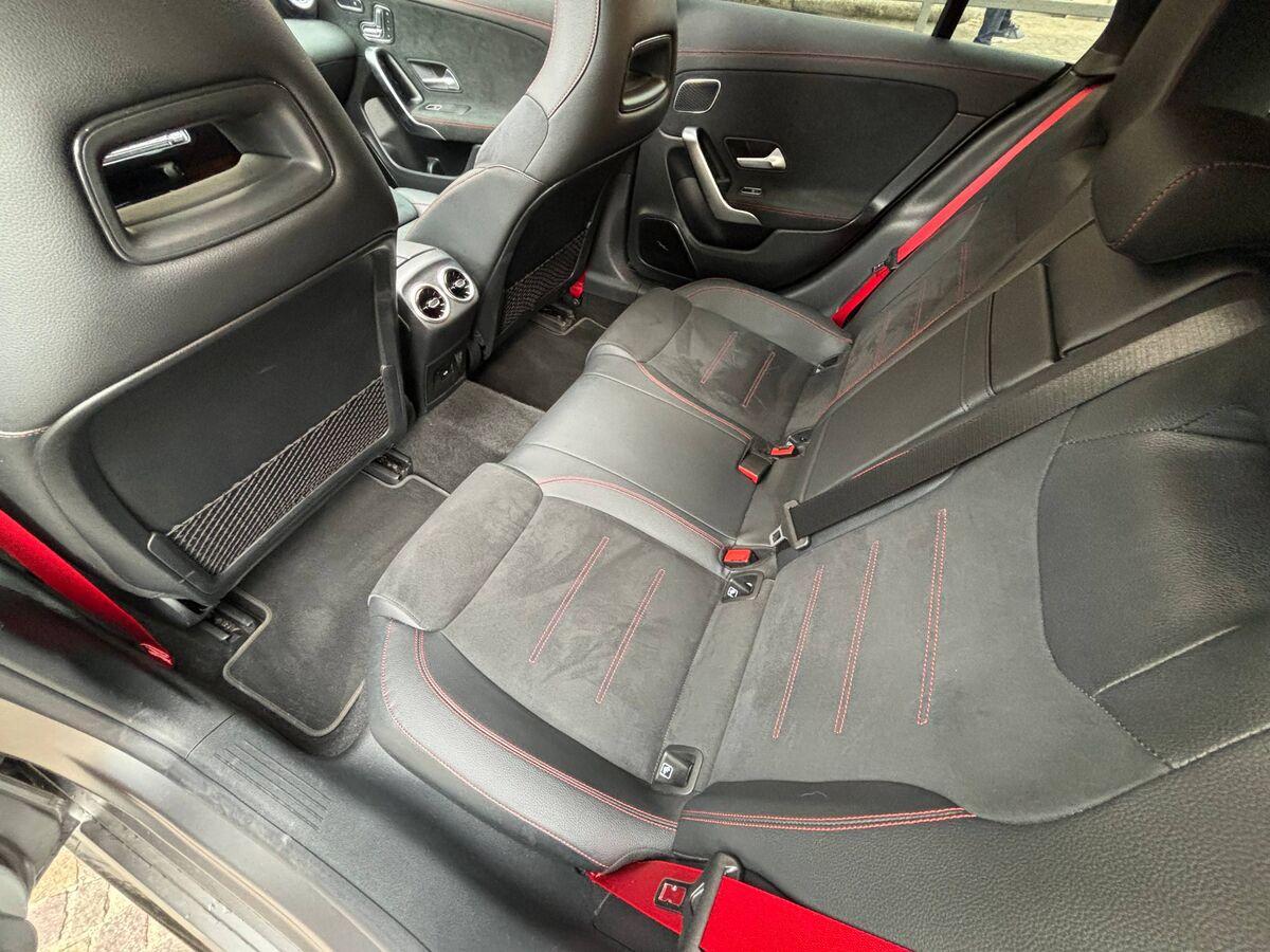 Mercedes CLA AMG Shooting Brake AMG 35 AMG Line Premium 4matic auto