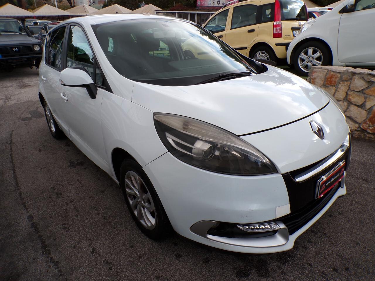 Renault Scenic XMod 1.5 dCi 110CV EDC Live