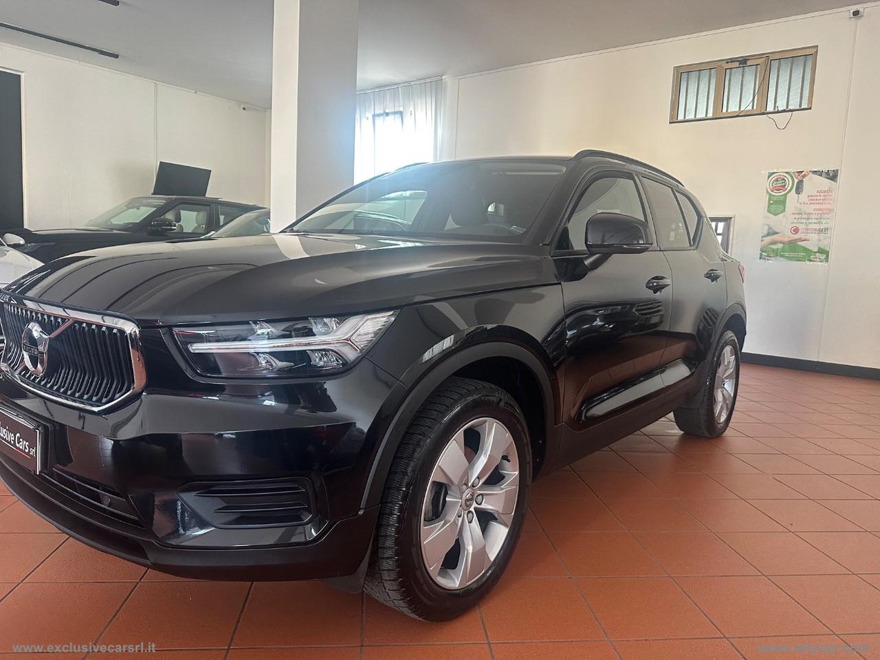 VOLVO XC40 D3 Business GANCIO TRAINO