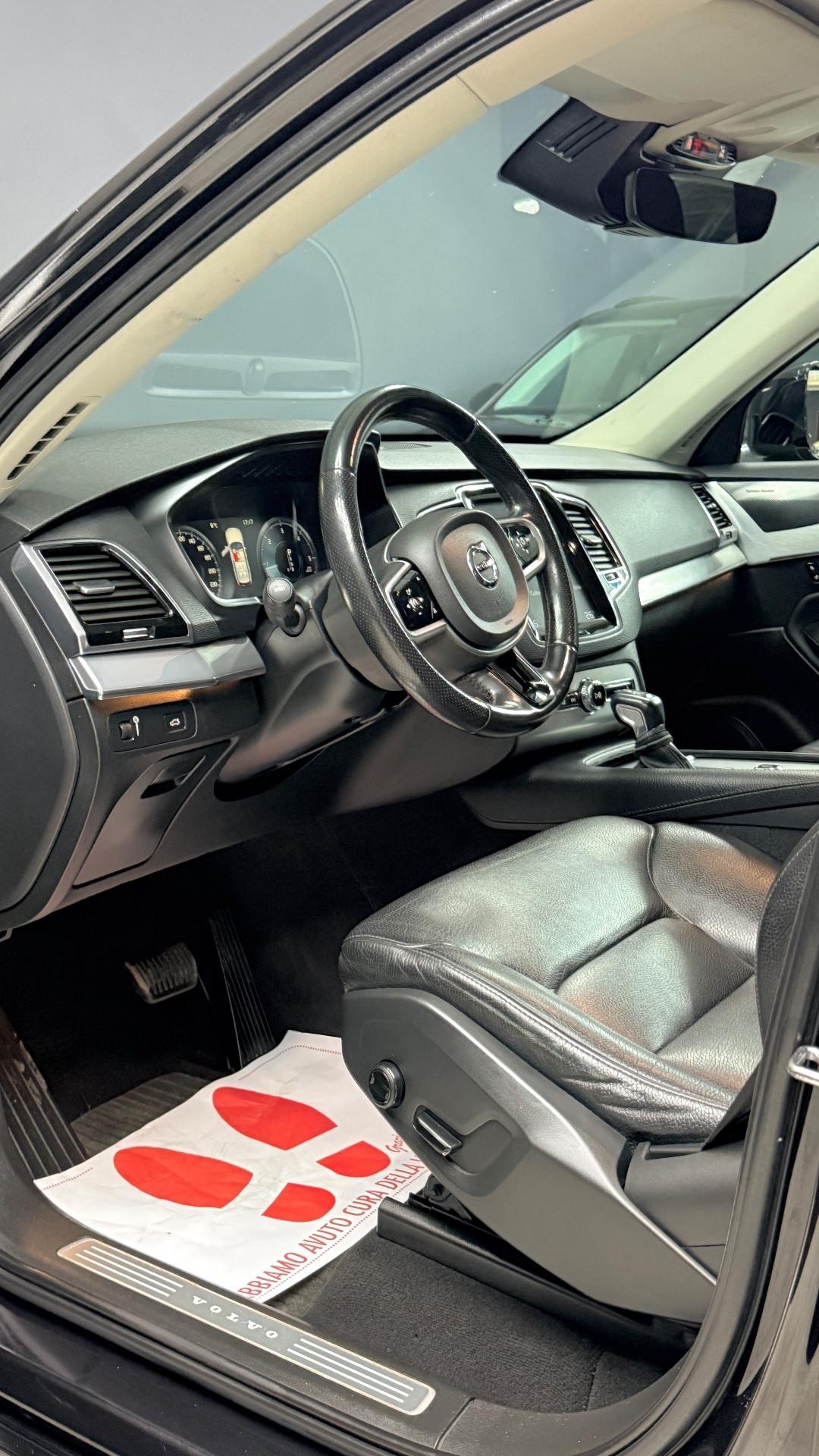 Volvo XC 90 XC90 B5 (d) AWD Geartronic 7 posti Inscription