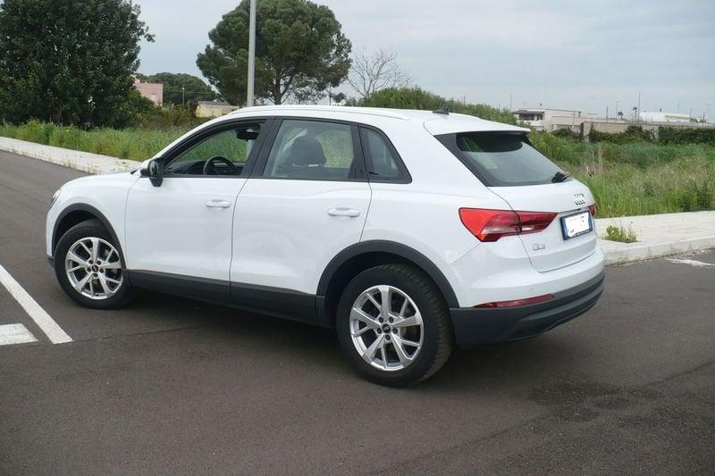 Audi Q3 2.0 35 TDI S Tronic Business Advanced