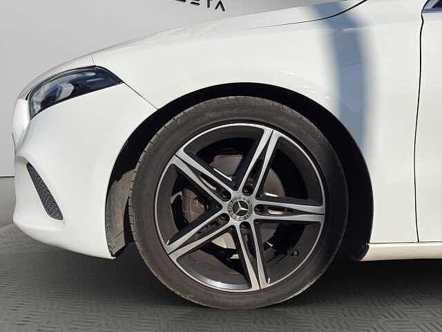 Mercedes-Benz A 180 A 180 d Automatic Business