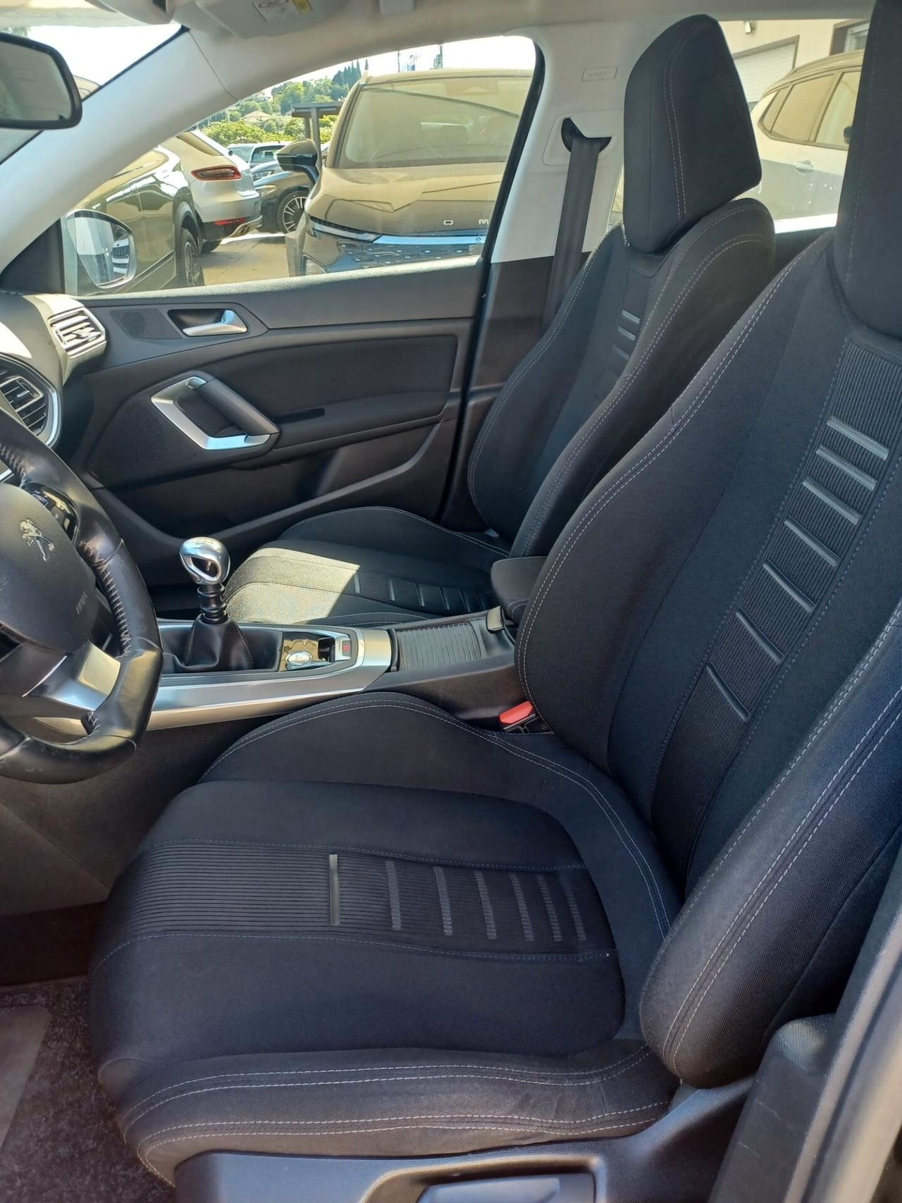 Peugeot 308 1.6 e-HDi 115 CV GT-Line