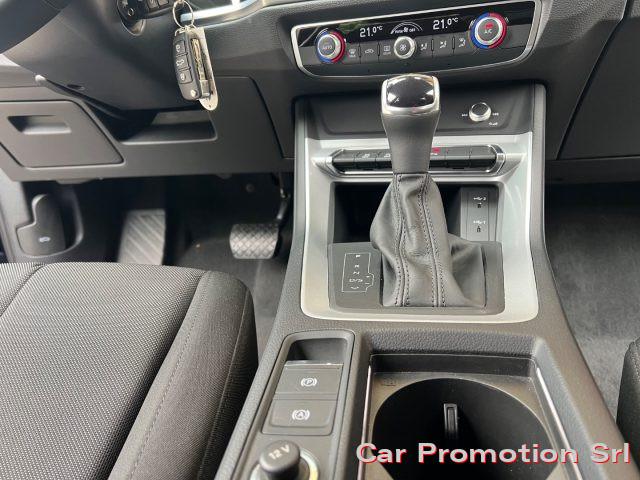 AUDI Q3 35 TDI Business Advanced