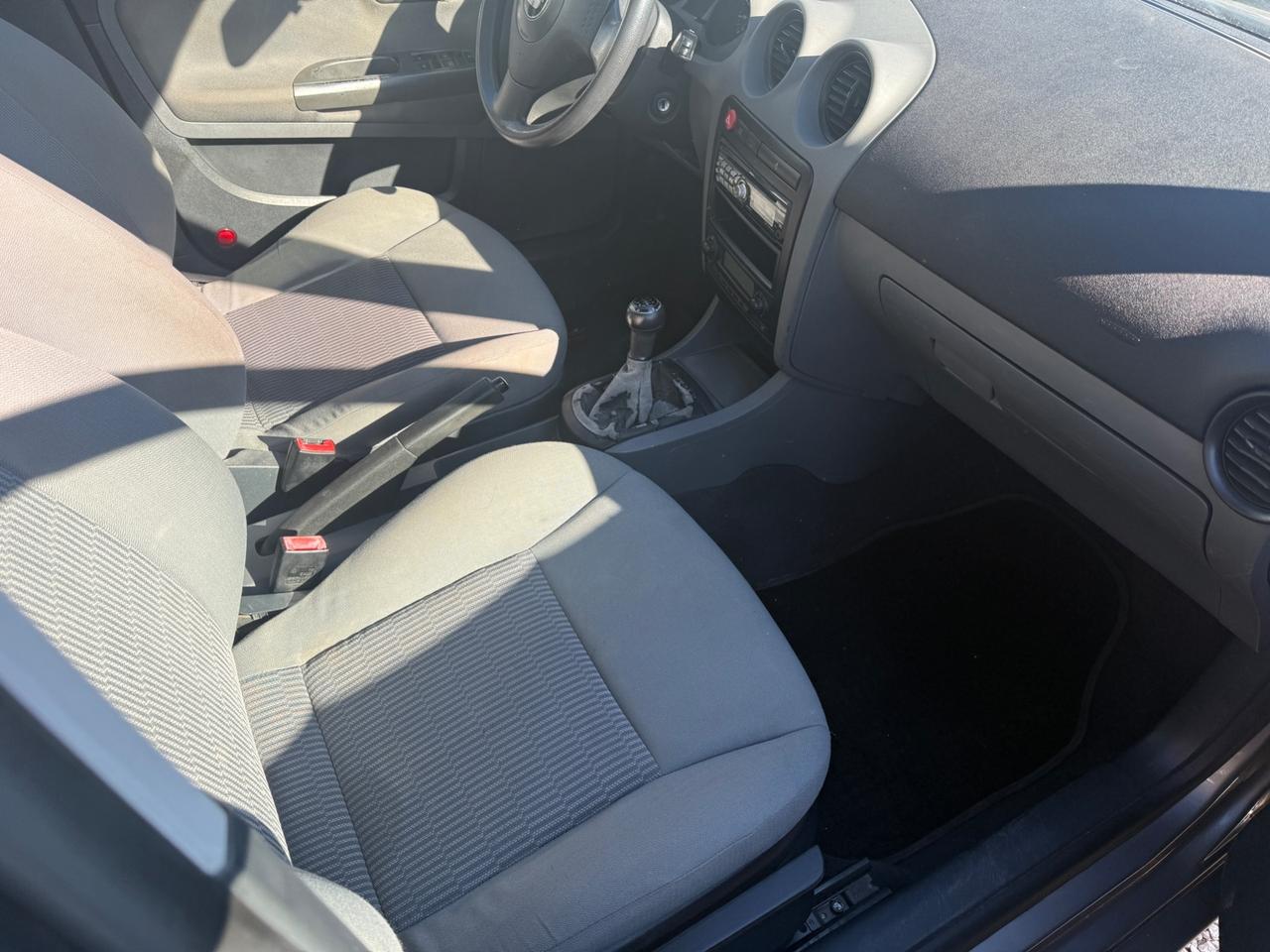 Seat Ibiza 1.4 16V 5p. Signo