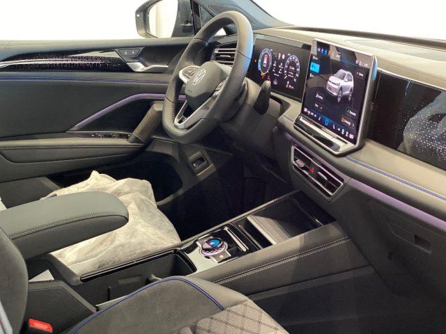 VOLKSWAGEN Tiguan 2.0 TDI 150 CV DSG R-Line Plus - NUOVA -