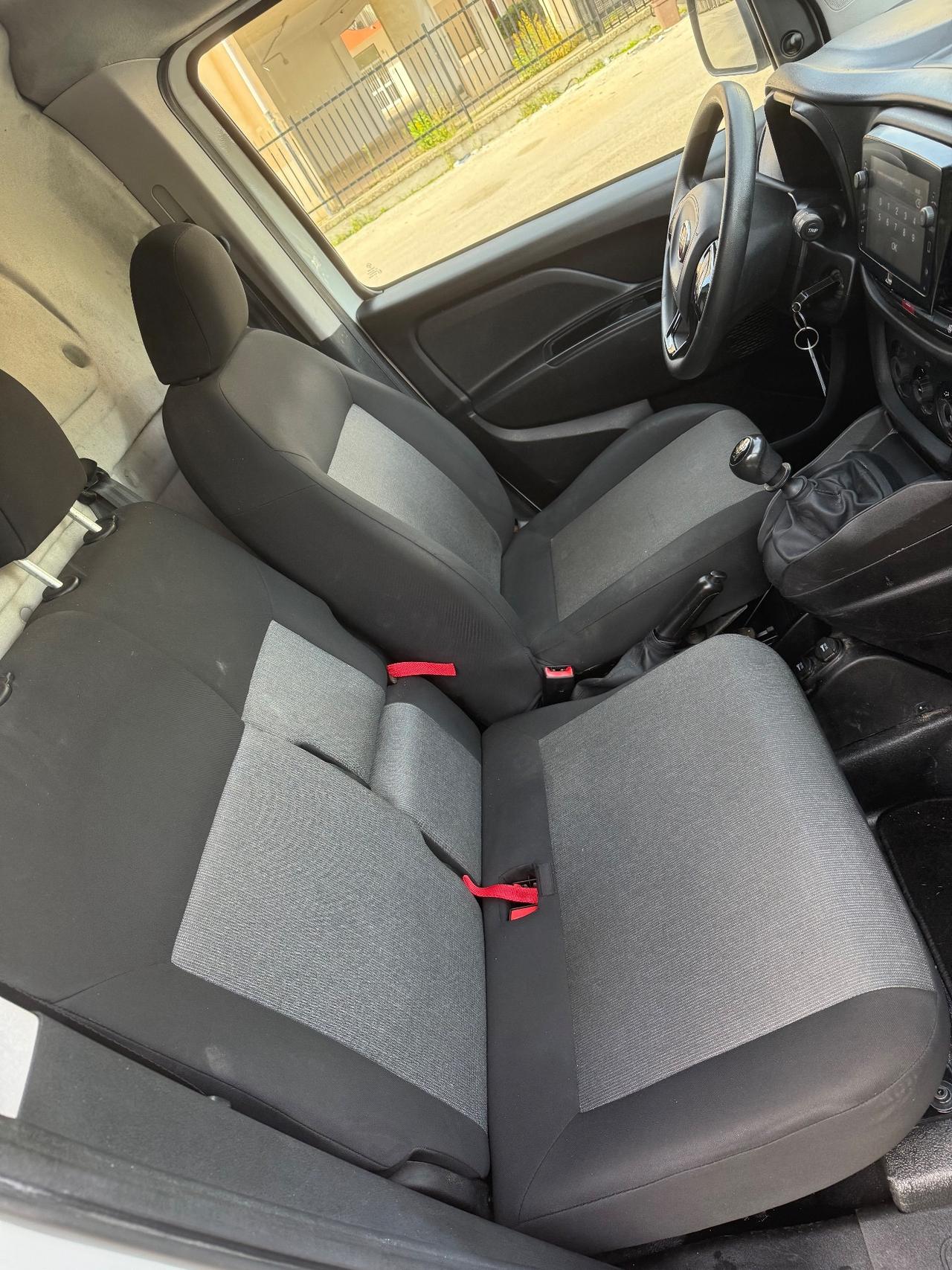 Fiat Doblo Doblò 1.5 BlueHdi 130CV PC-TN Van