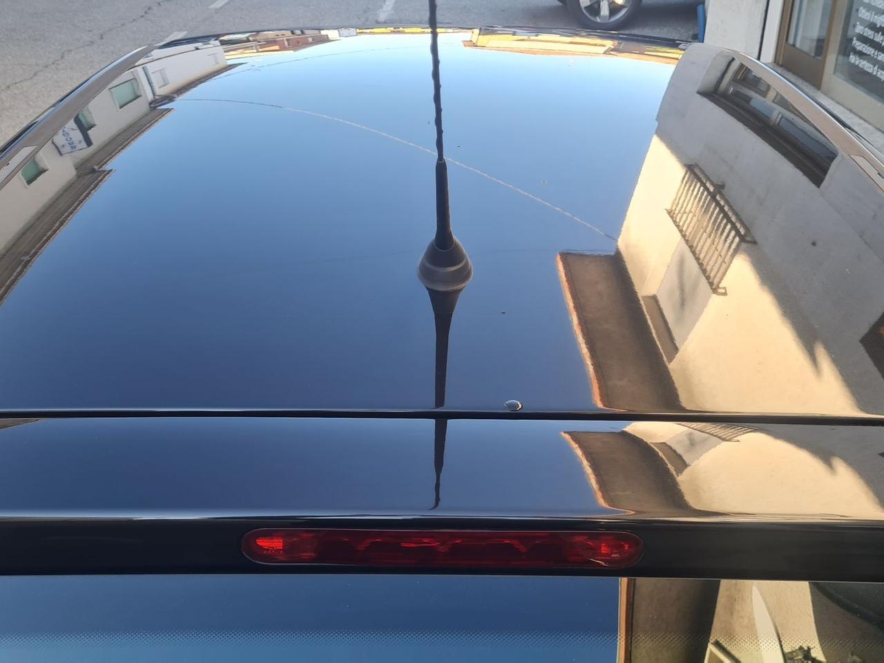 Peugeot 207 1.4 HDI FAP 70 X-Line #8141