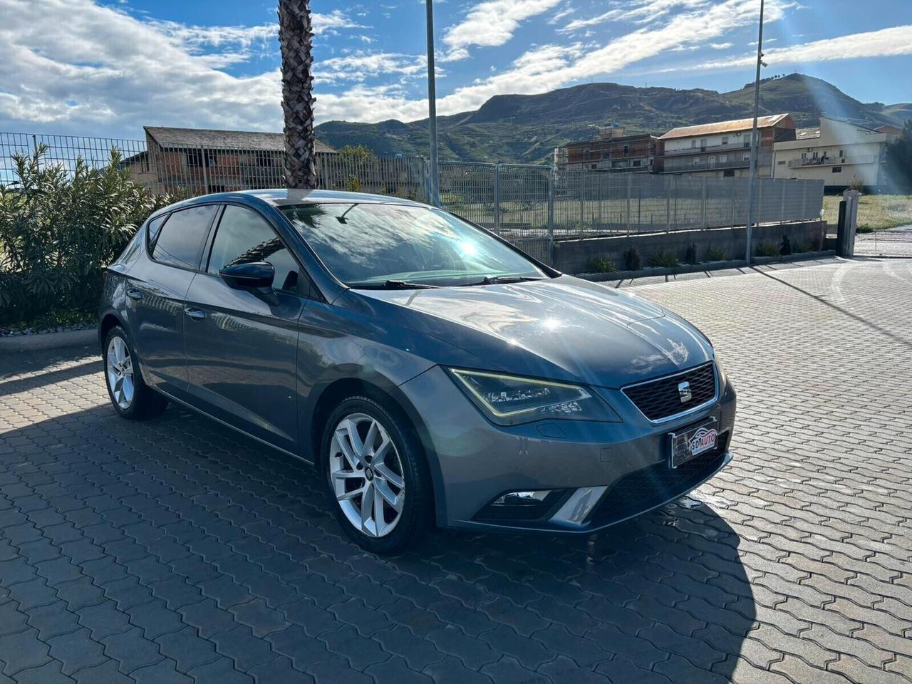 Seat Leon 1.6 TDI 105 CV 5p. Style//.-