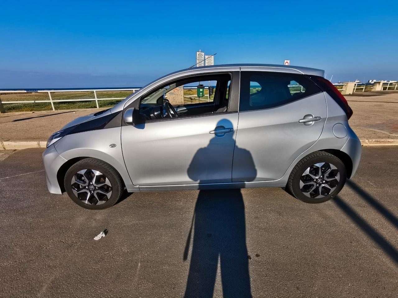 Toyota Aygo Connect 1.0 72 CV 5P x-cool 12/2020