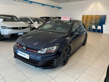 Volkswagen Golf GTI Performance 2.0 TSI 230 CV DSG 5p.