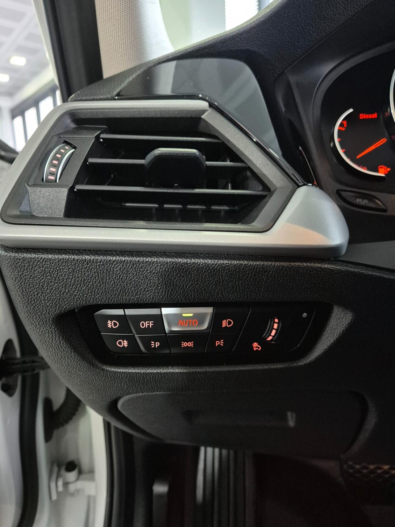 BMW 318 2.0d 150cv AUTOMATICA+TETTO+FULL LED
