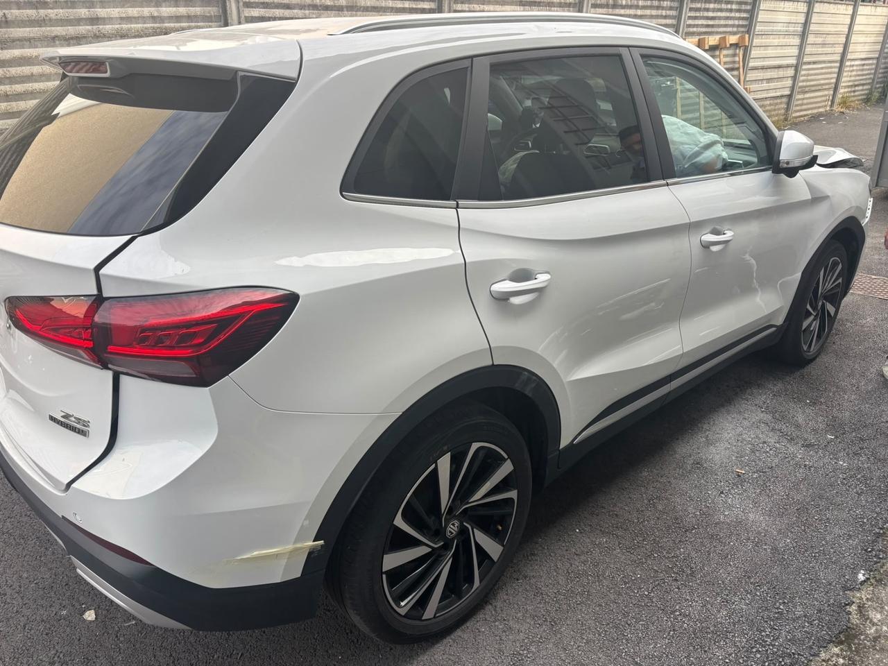 Mg ZS 1.5 Hybrid+ Comfort
