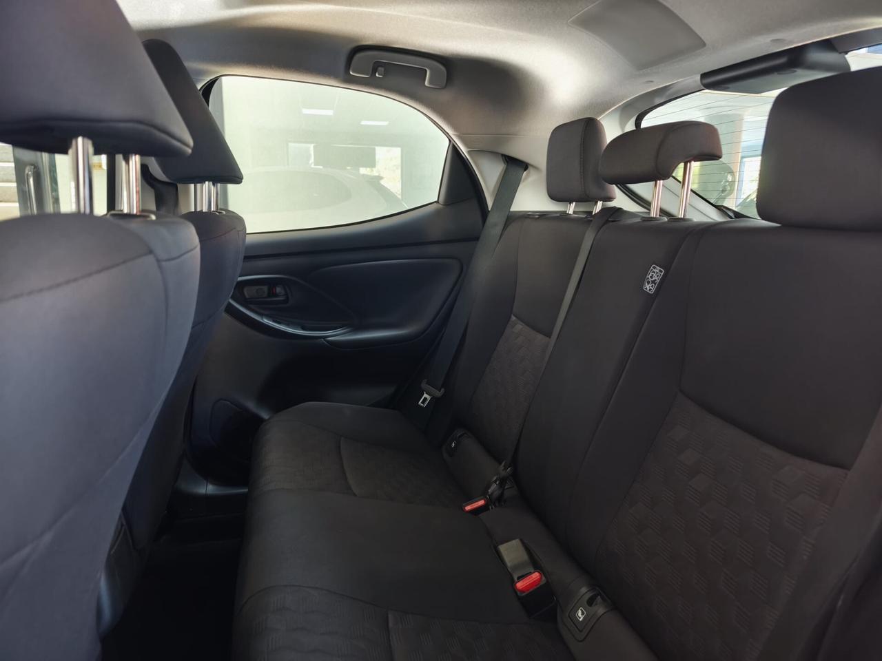 Toyota Yaris 1.5 Hybrid 5 porte Active