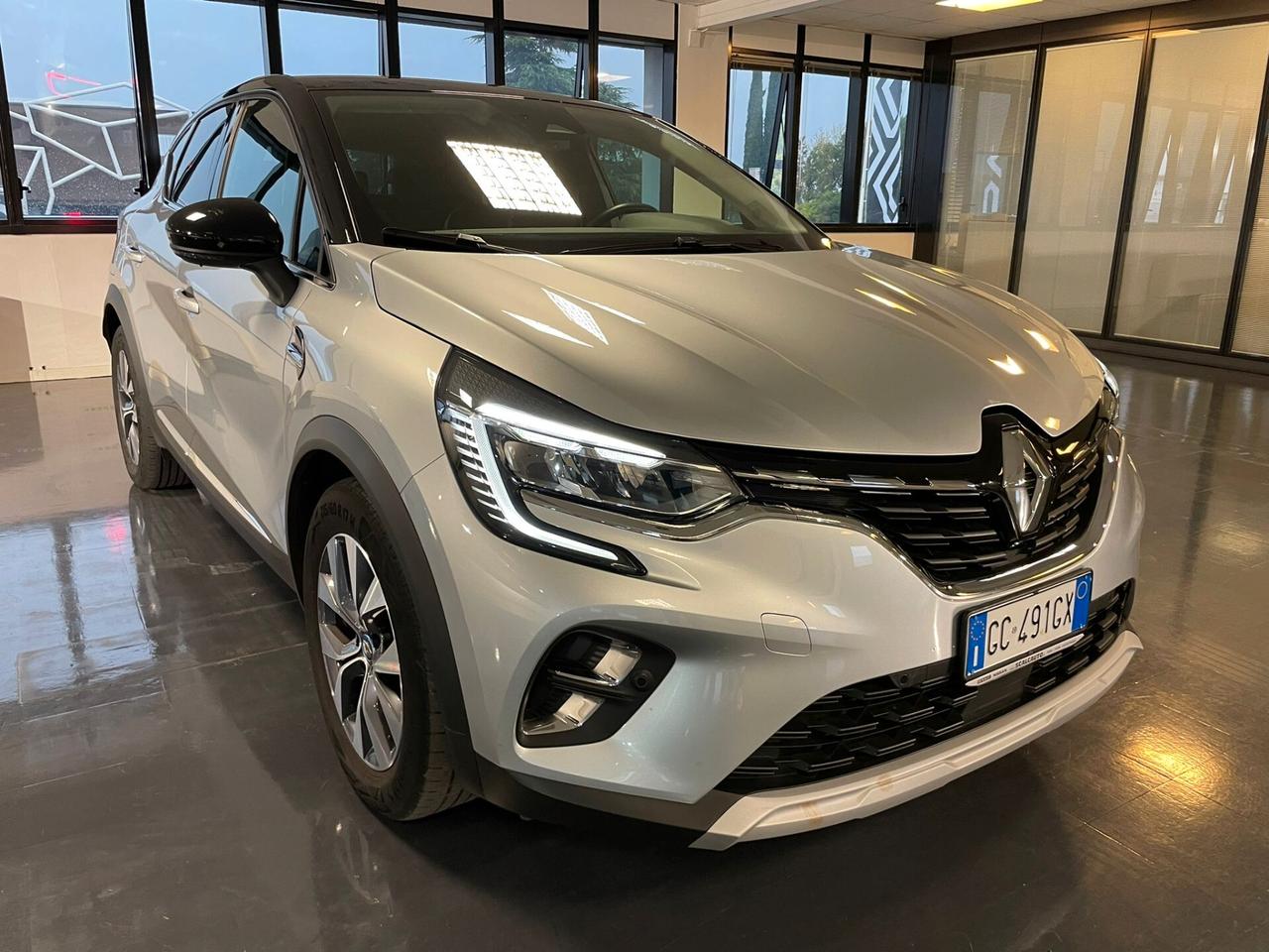 Renault Captur Plug-in Hybrid E-Tech 160 CV Intens