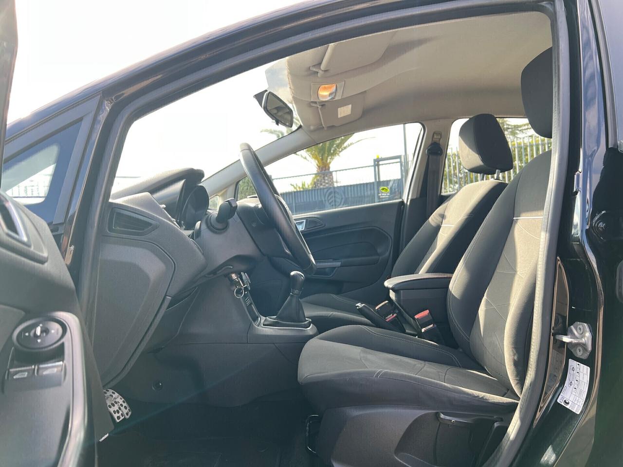 Ford Fiesta 1.4 5p. Bz.- GPL Titanium - 2013