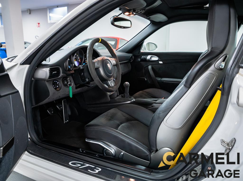 Porsche 911 V Carrera 997 2004 Coupe 997 GT3