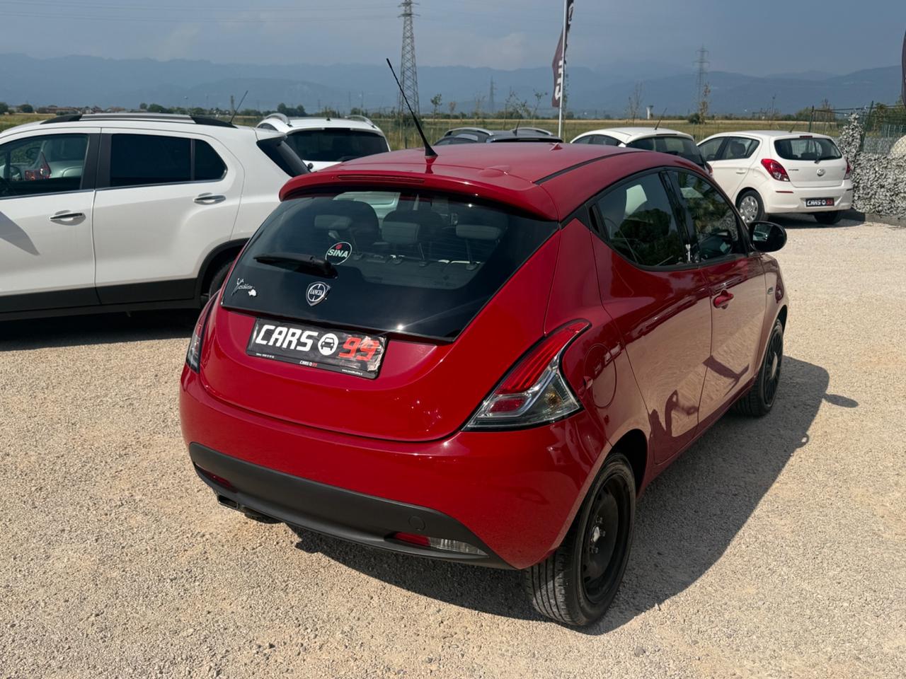 Lancia Ypsilon 1.2 69 CV 5 porte Elefantino