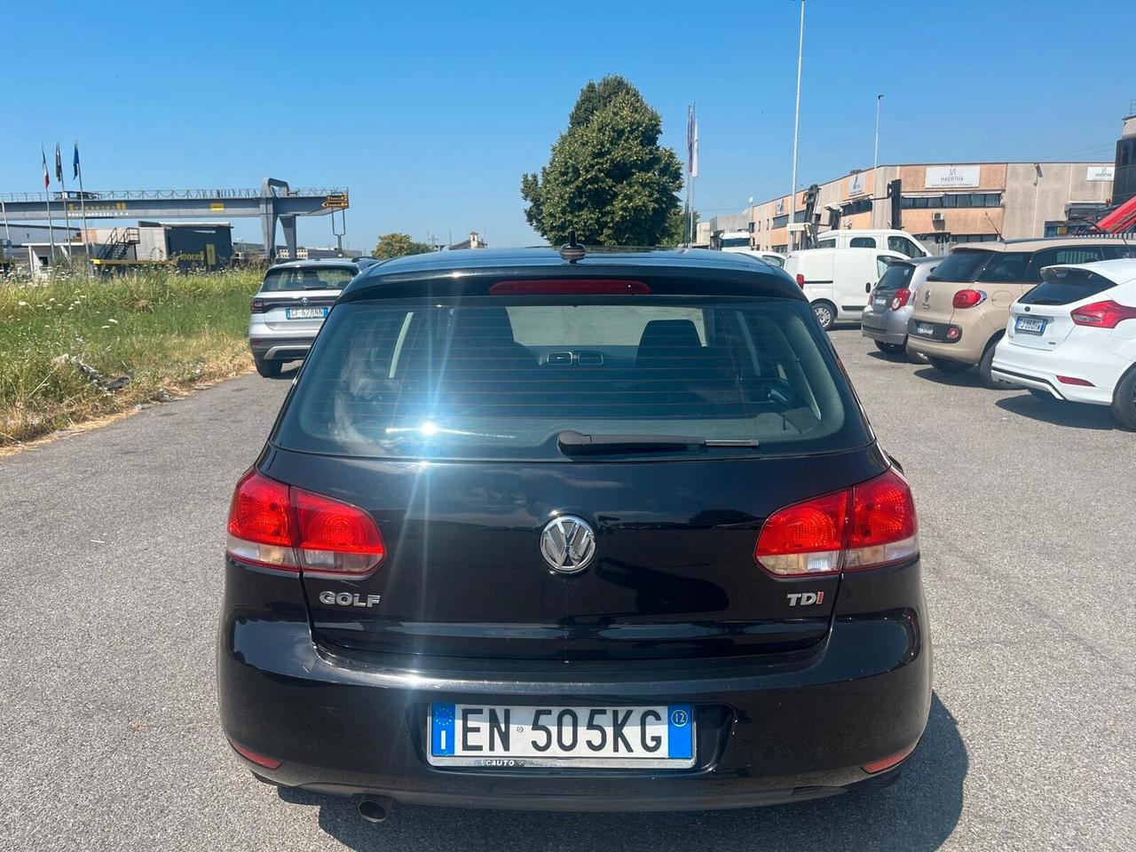 Volkswagen Golf 1.6 TDI DPF 5p.