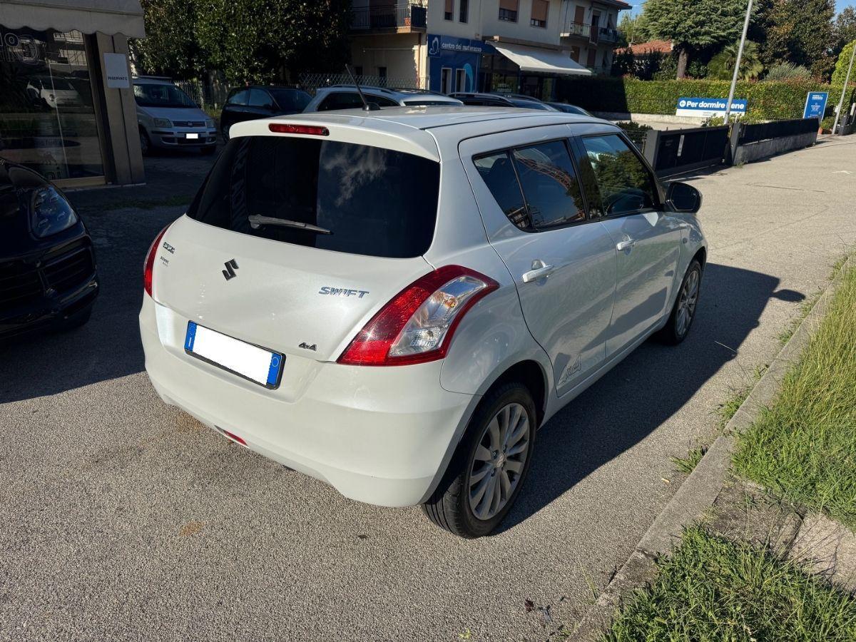 SUZUKI - Swift - 1.2 VVT 4WD 5p GL Top