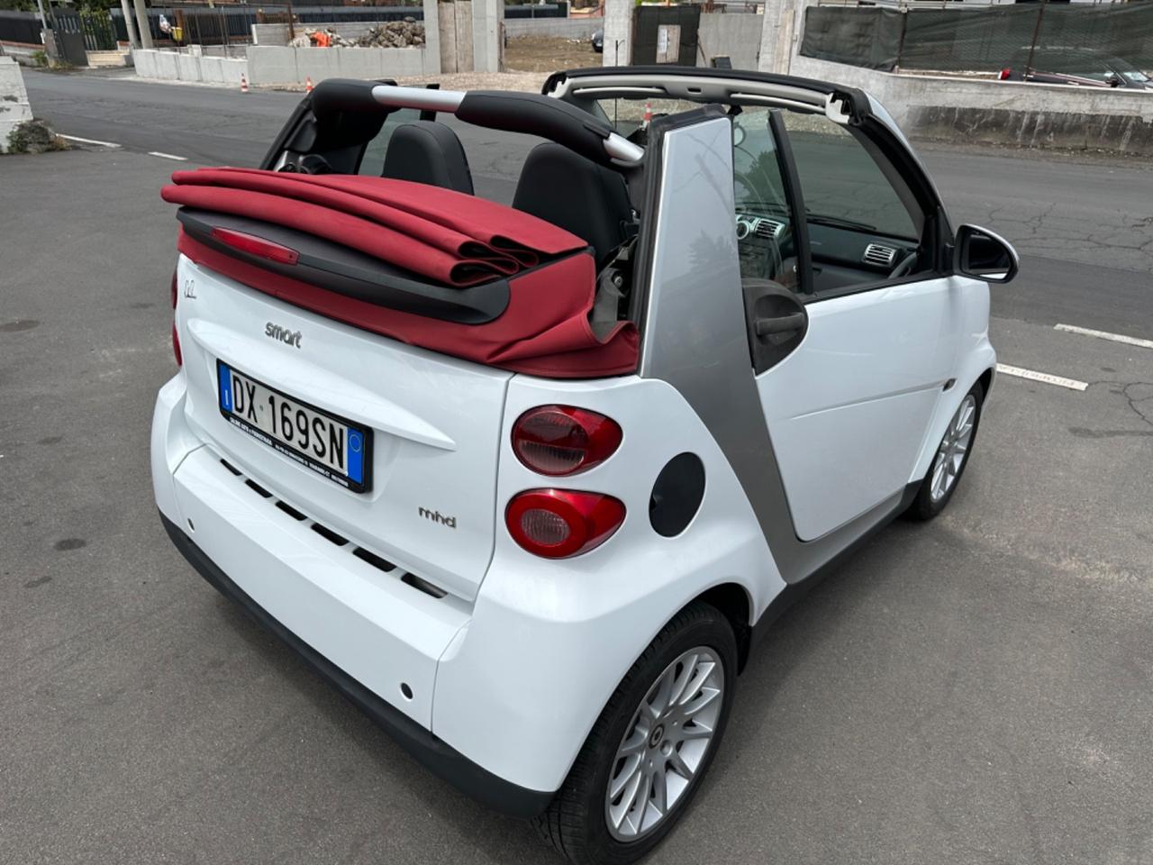 Smart ForTwo 1000 52 kW MHD cabrio passion