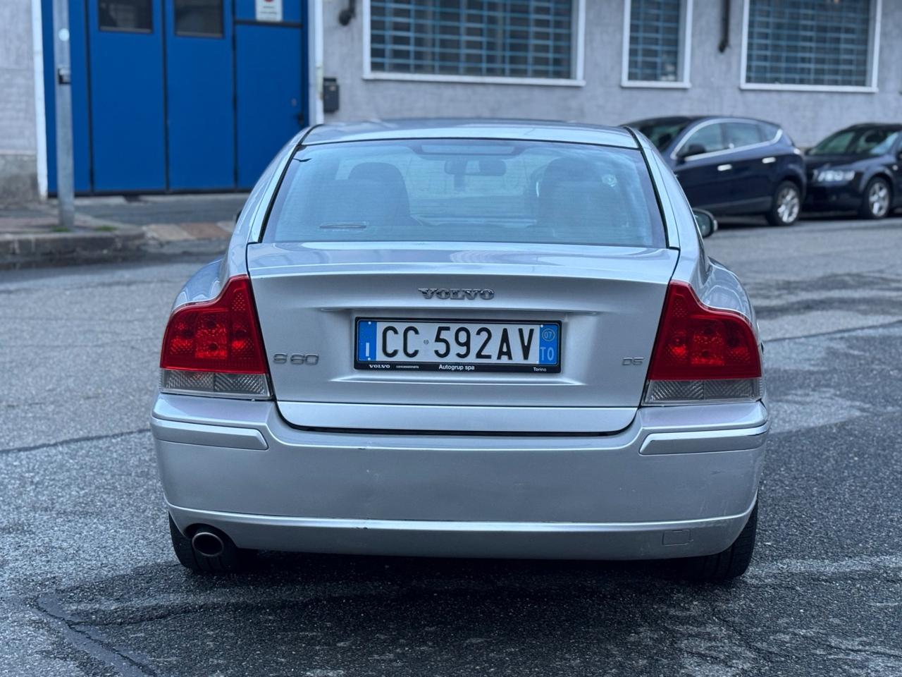 Volvo S60 2.4 D5 20V (185CV) cat Summum