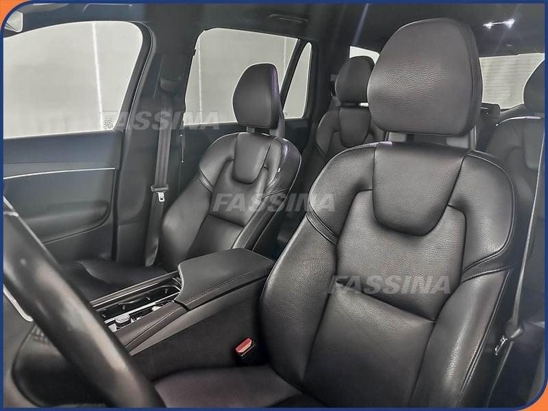 Volvo XC90 B5 AWD Geartronic 7 posti Momentum