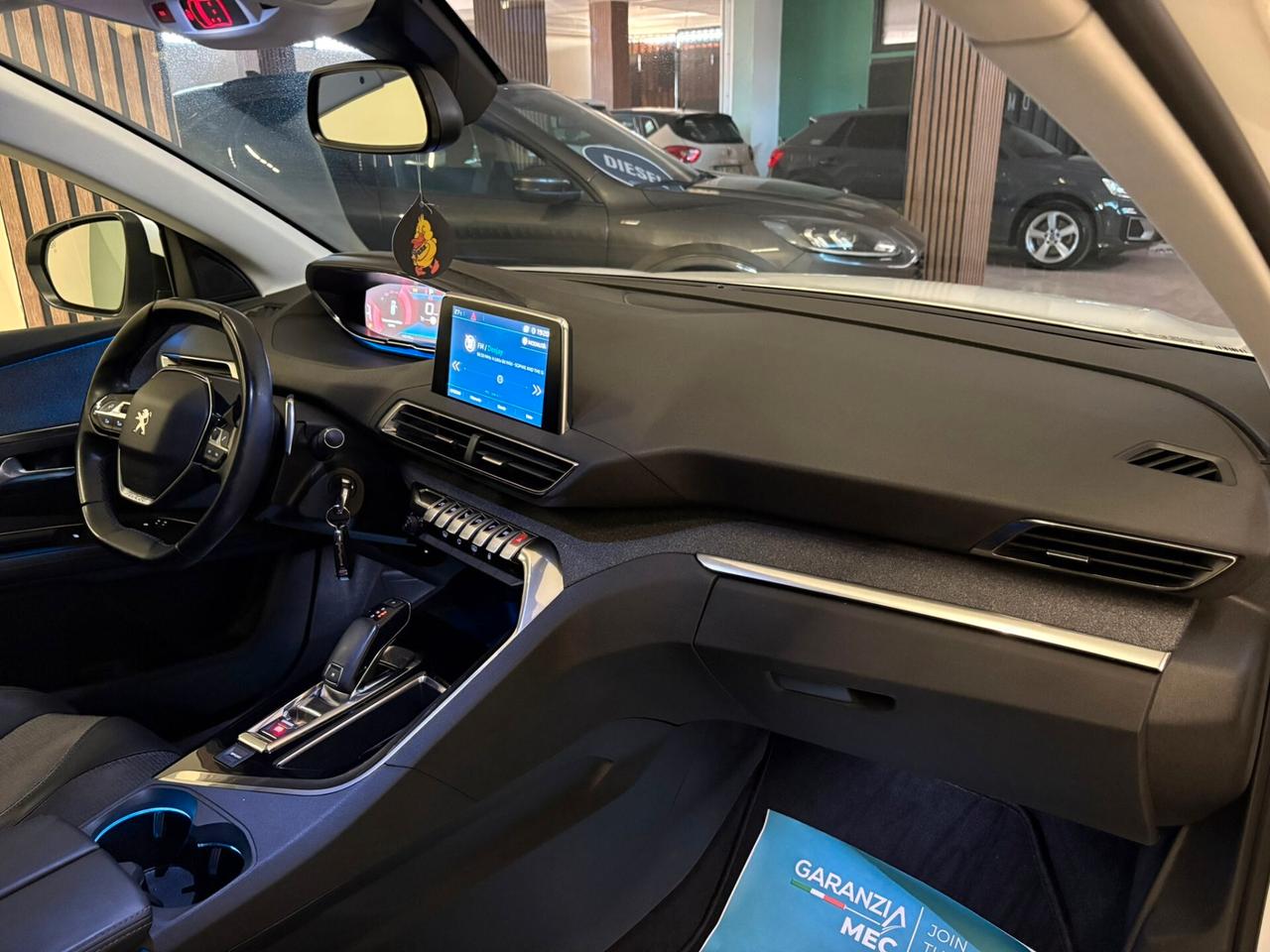 Peugeot 3008 BlueHDi 130 S&S EAT8 Allure