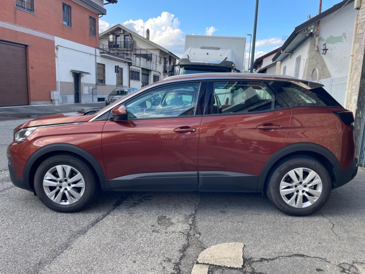 Peugeot 3008 BlueHDi 130 EAT8 Business KM 49500